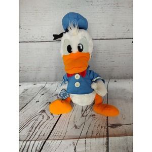 Applause Disney Donald Duck Plush Stuffed Animal Toy 11 Inches W Plastic TAG 1